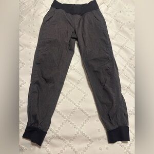 Prana size small grey/black jogger pants EUC